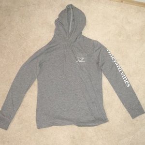 vineyard vines hooded long sleeve tee